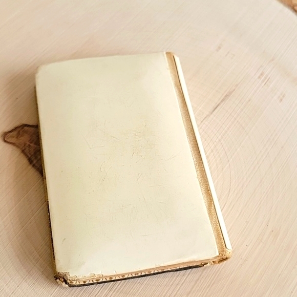 Vintage 1925 Pearls of Prayer Children's Prayer Book- Celluloid Cover - Picture 2 of 8